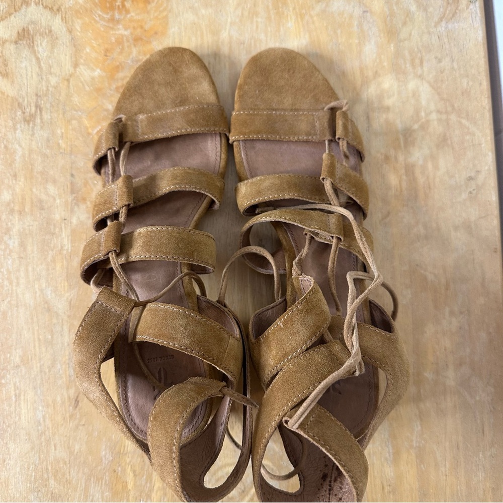 FRYE Chrissy Side Ghillie Cognac Brown Women's Dress Sandals Size 9 - Picture 5 of 14